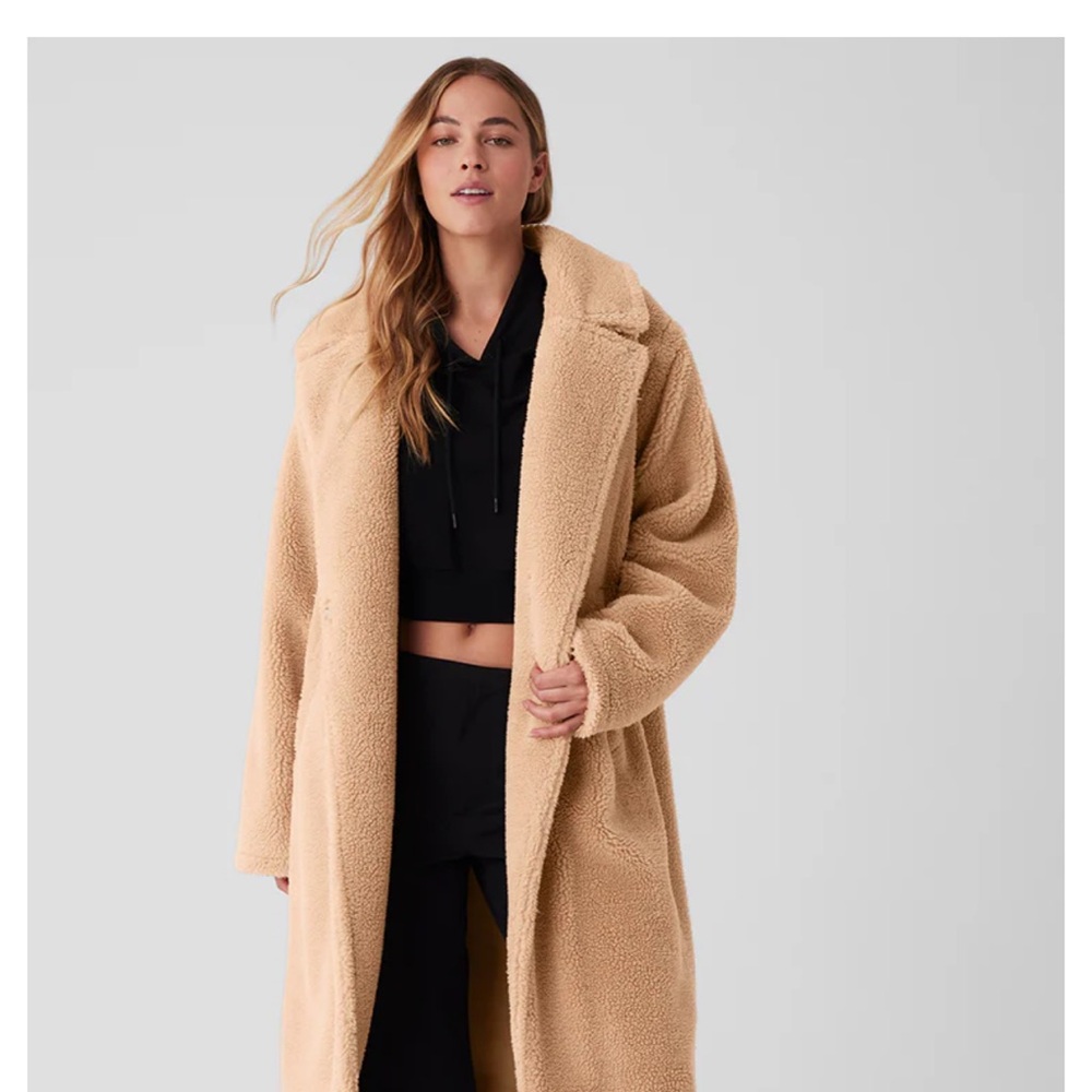 Alo-Oversized Sherpa Trench
